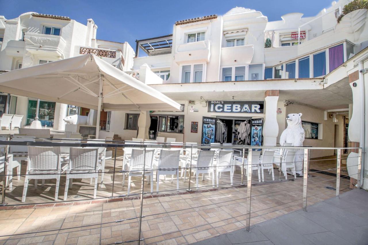 בנאלמדנה Apartamento En Puerto Marina מראה חיצוני תמונה